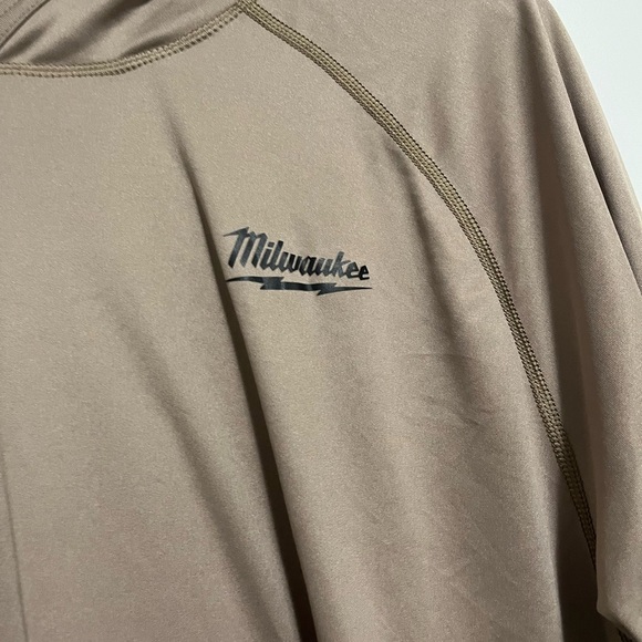 MILWAUKEE M550N WORKSKIN HOODED SUN SHIRT - SANDSTONE MEDIUM - Picture 6 of 7